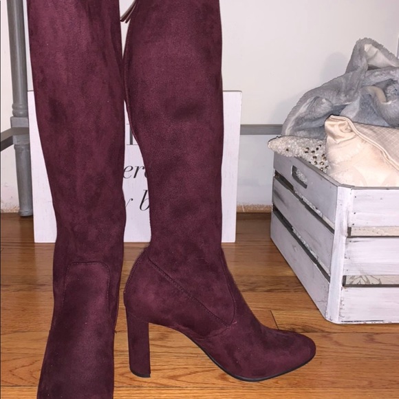 Boots - Picture 2 of 3